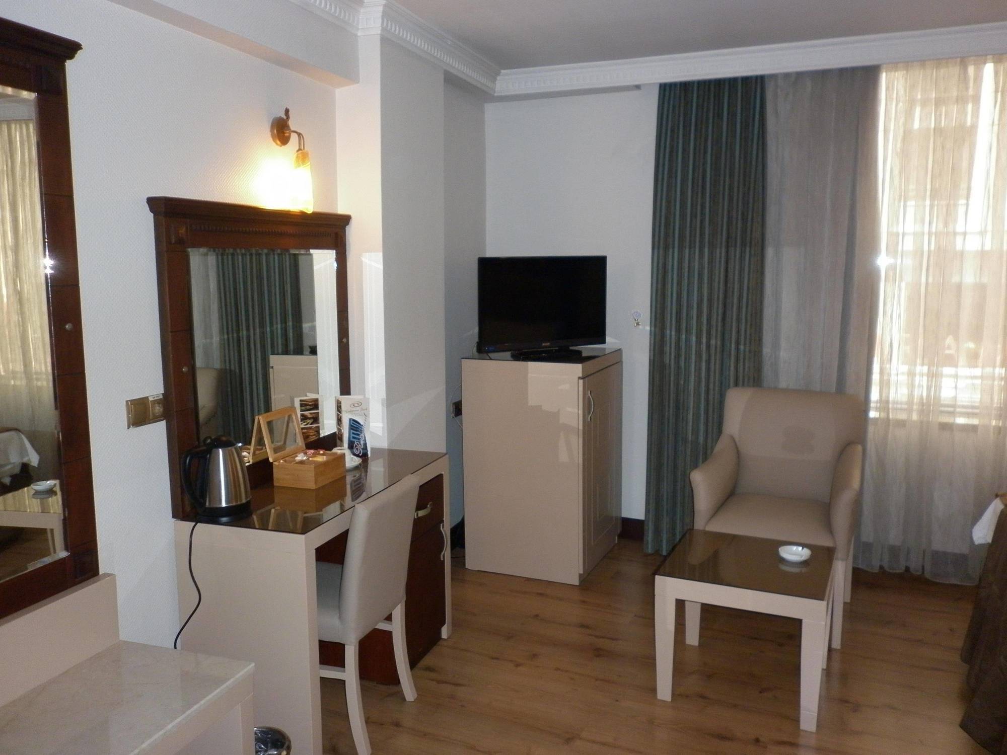 Cukurova Park Hotel Адана Екстериор снимка