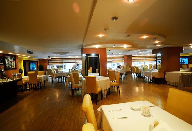 Cukurova Park Hotel Адана Екстериор снимка