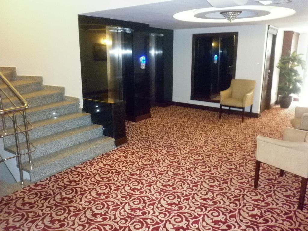 Cukurova Park Hotel Адана Екстериор снимка