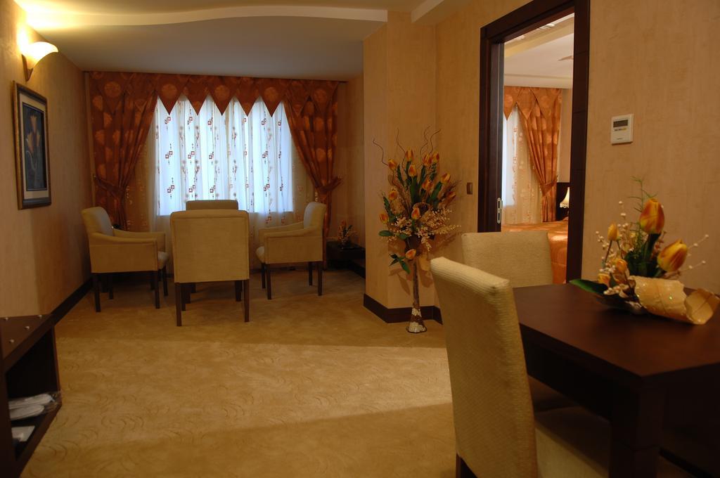 Cukurova Park Hotel Адана Екстериор снимка